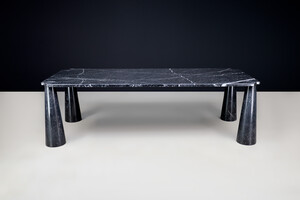 Post modern Angelo Mangiarotti for Skipper 'Eros,' large rectangular dining table in black Marquina Marble, Italy, the 1970s. Mid-20th century