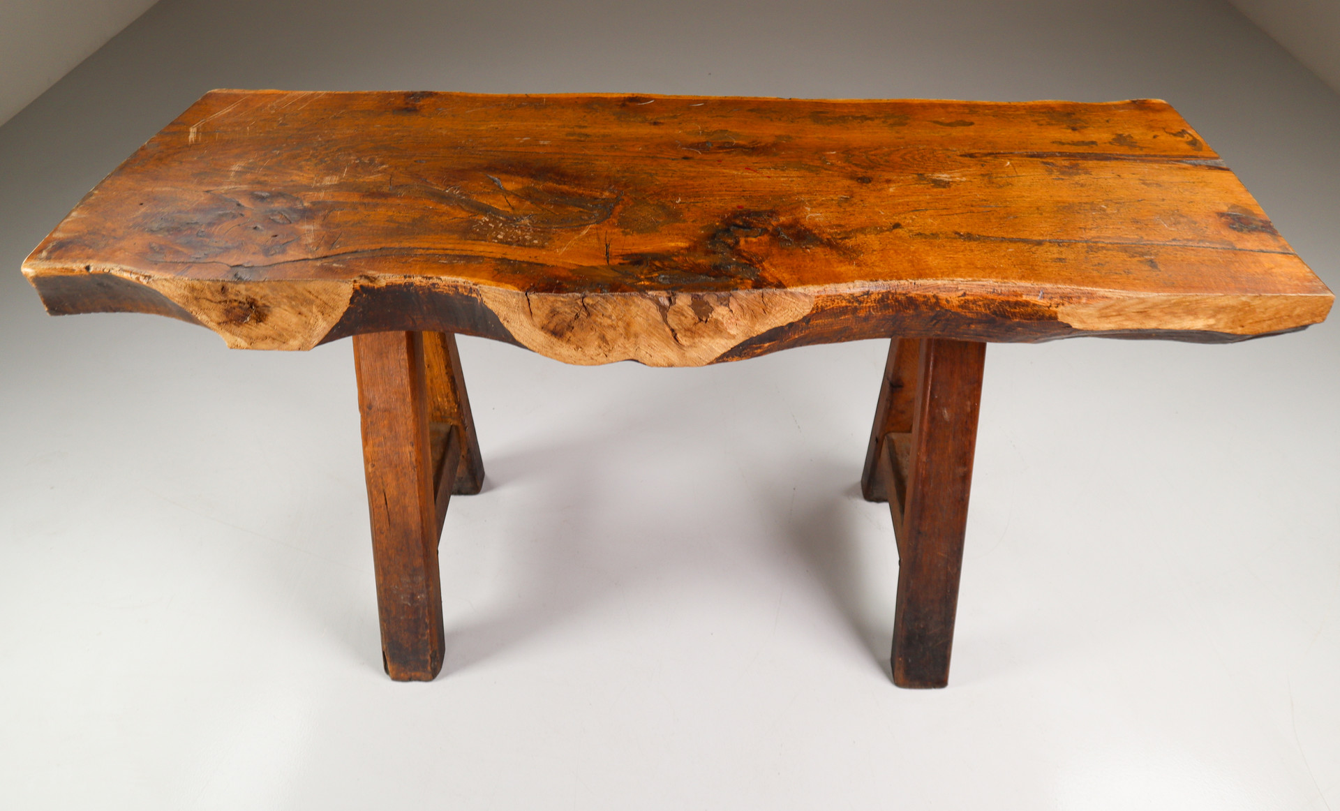 Primitive / Brutalist Heavy Oak Ding Table / side table France 1960s Mid-20th century