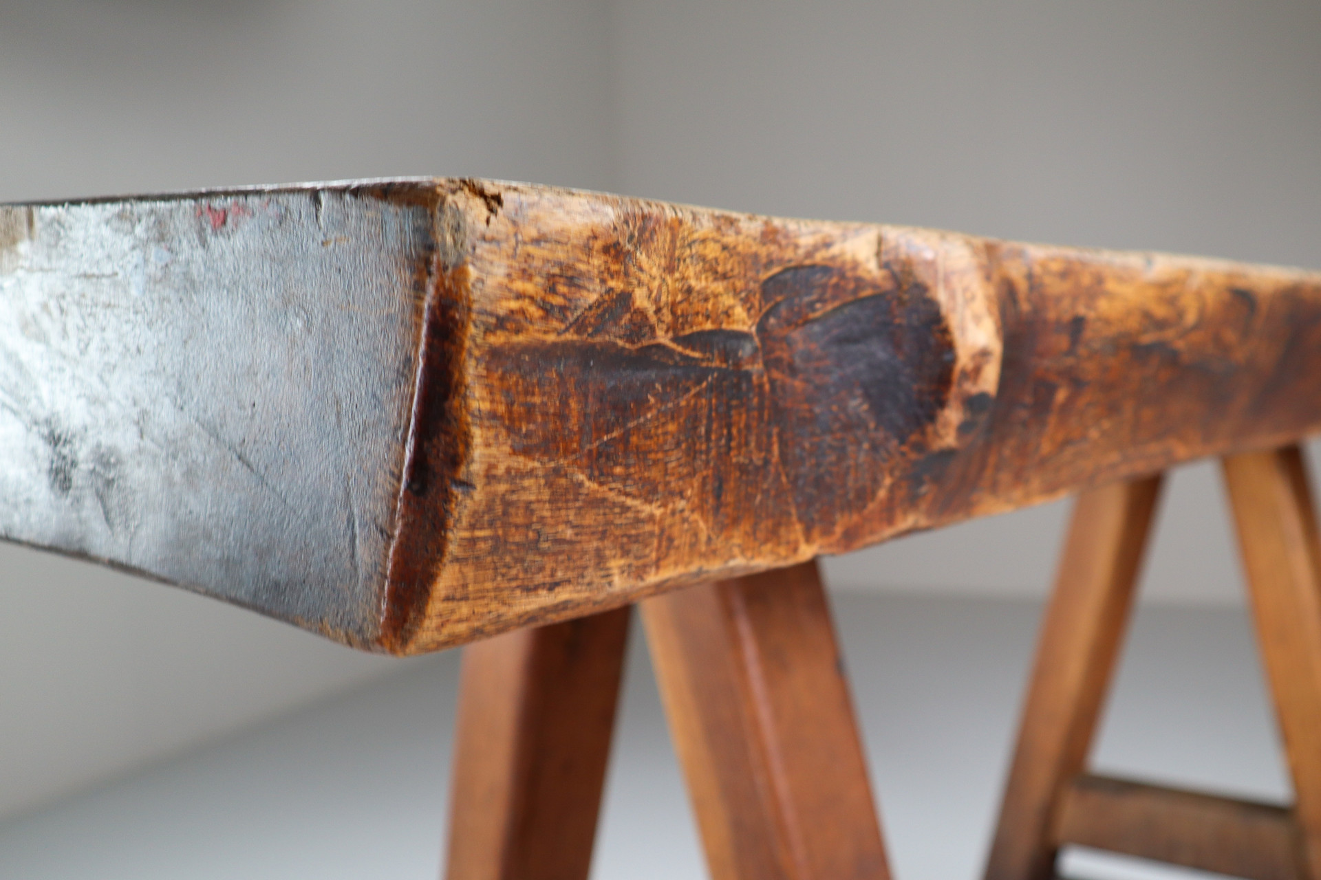 Primitive / Brutalist Heavy Oak Ding Table / side table France 1960s Mid-20th century