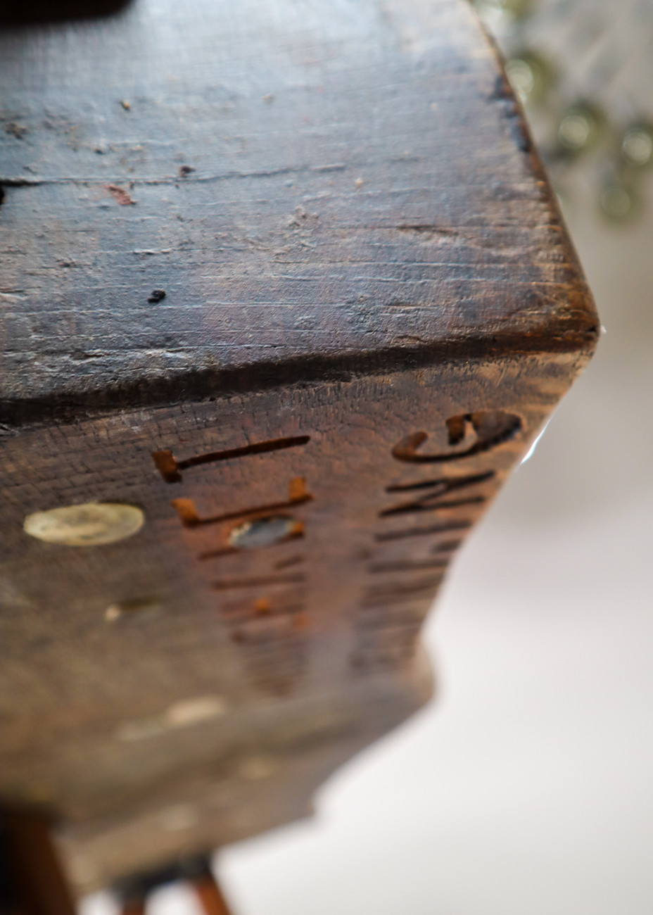 Primitive / Brutalist Heavy Oak Ding Table / side table France 1960s Mid-20th century