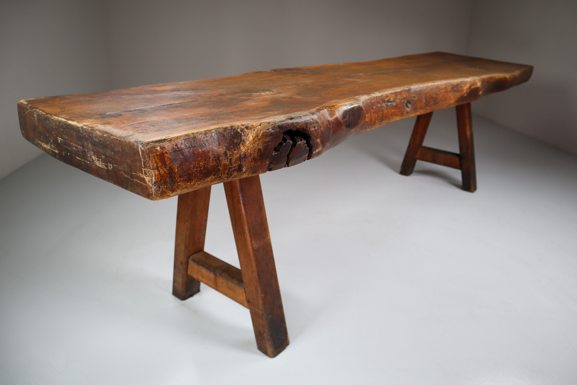 Primitive / Brutalist Heavy Oak Ding Table Table France 1960s Mid-20th century