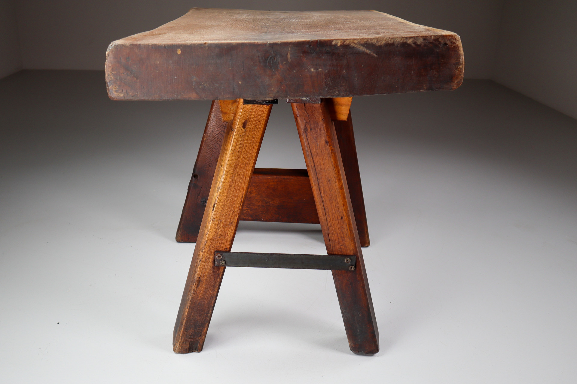 Primitive / brutalist heavy Oak working - side table France 1960s Mid-20th century