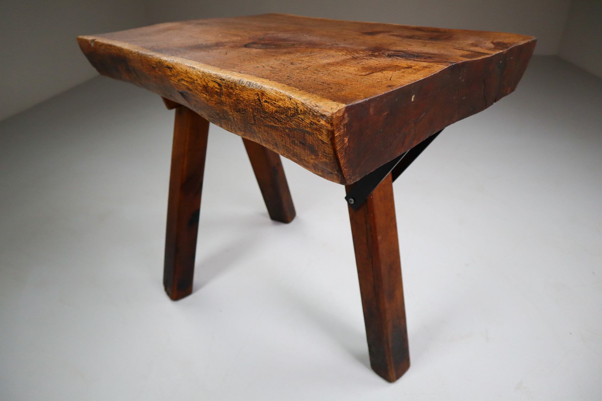 Primitive / Brutalist Heavy Oak Working - Side Table France 1960s Mid-20th century