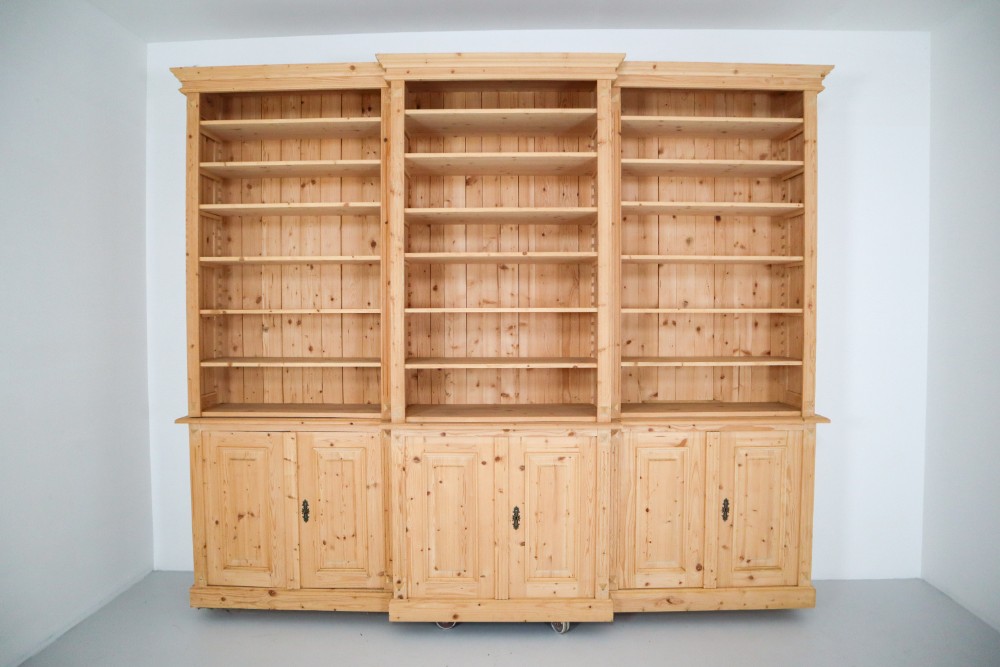 Reclaimed Pine large Bookcase 21 th century