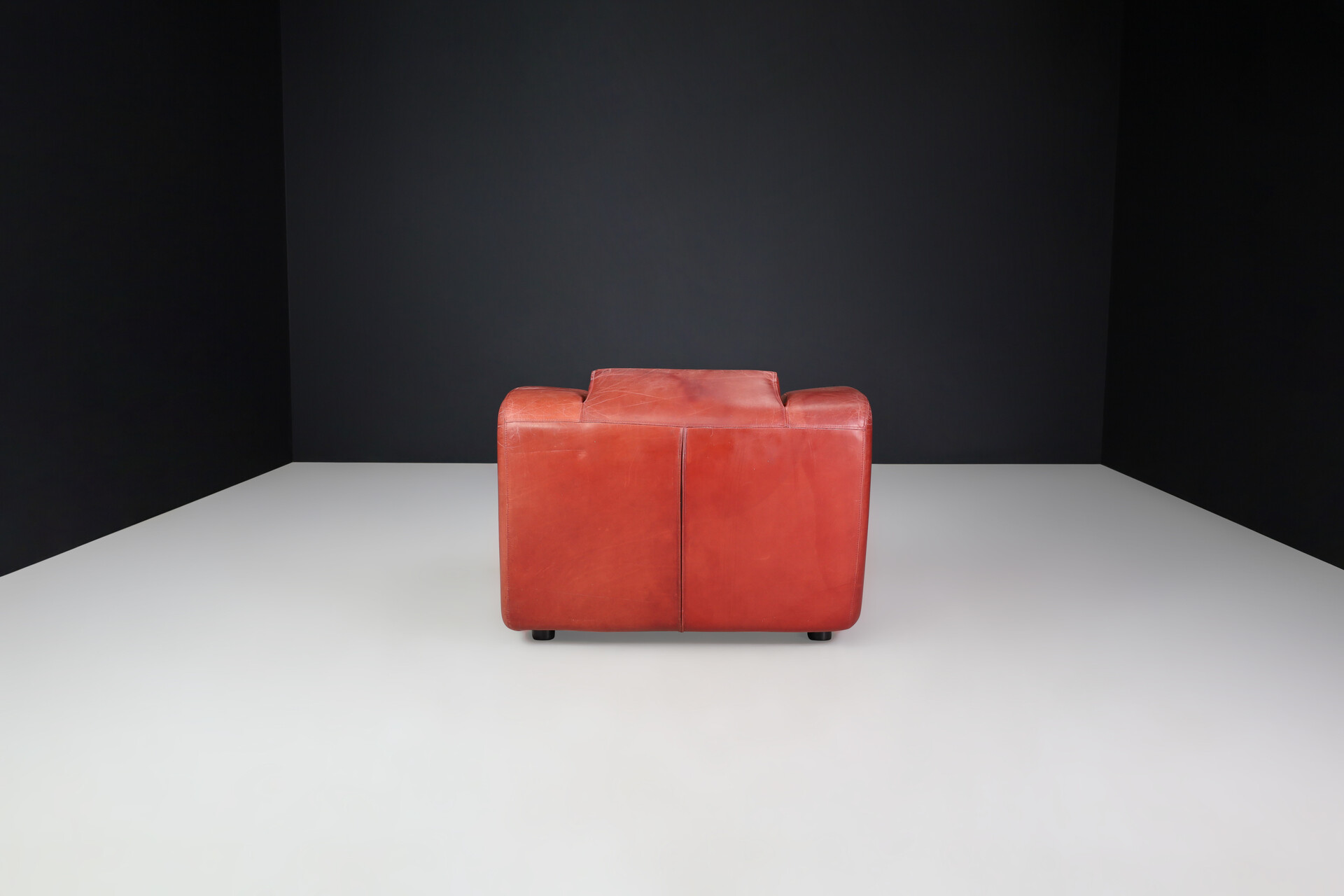 Red Patinated leather lounge chairs, The Netherlands Late-20th century