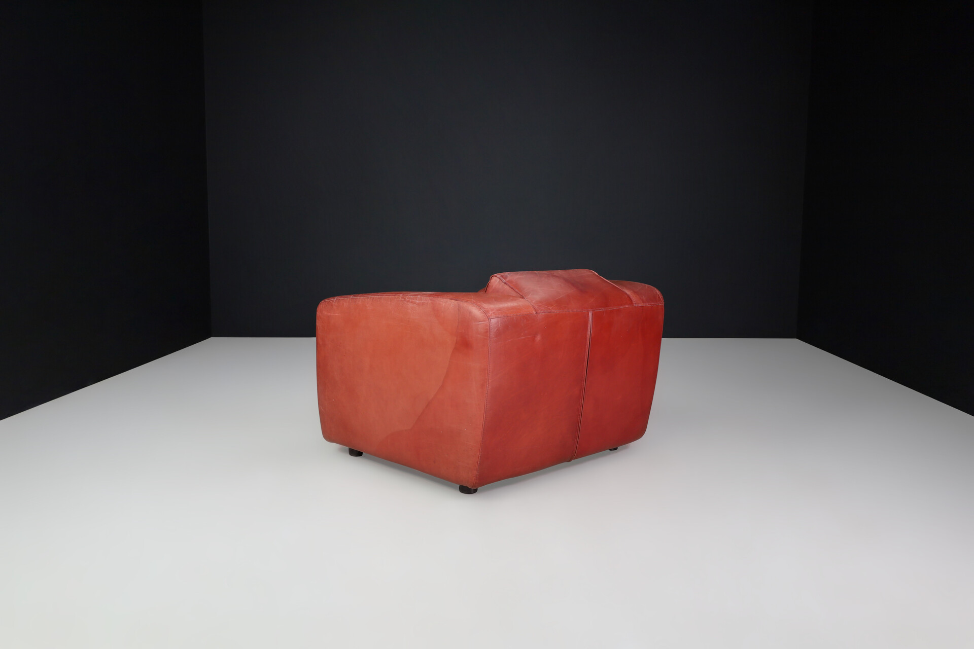 Red Patinated leather lounge chairs, The Netherlands Late-20th century
