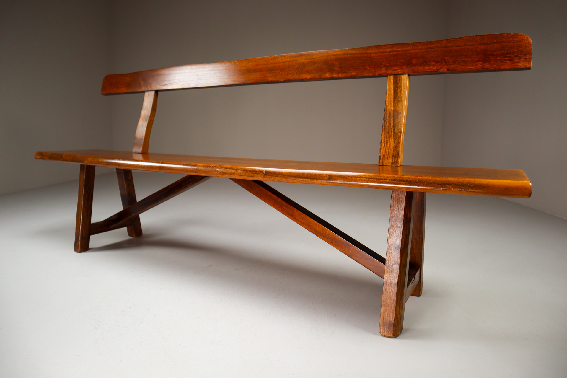 Robust Sculptural Bench by Olavi Hänninen for Mikko Nupponen, Finland, 1950s Mid-20th century