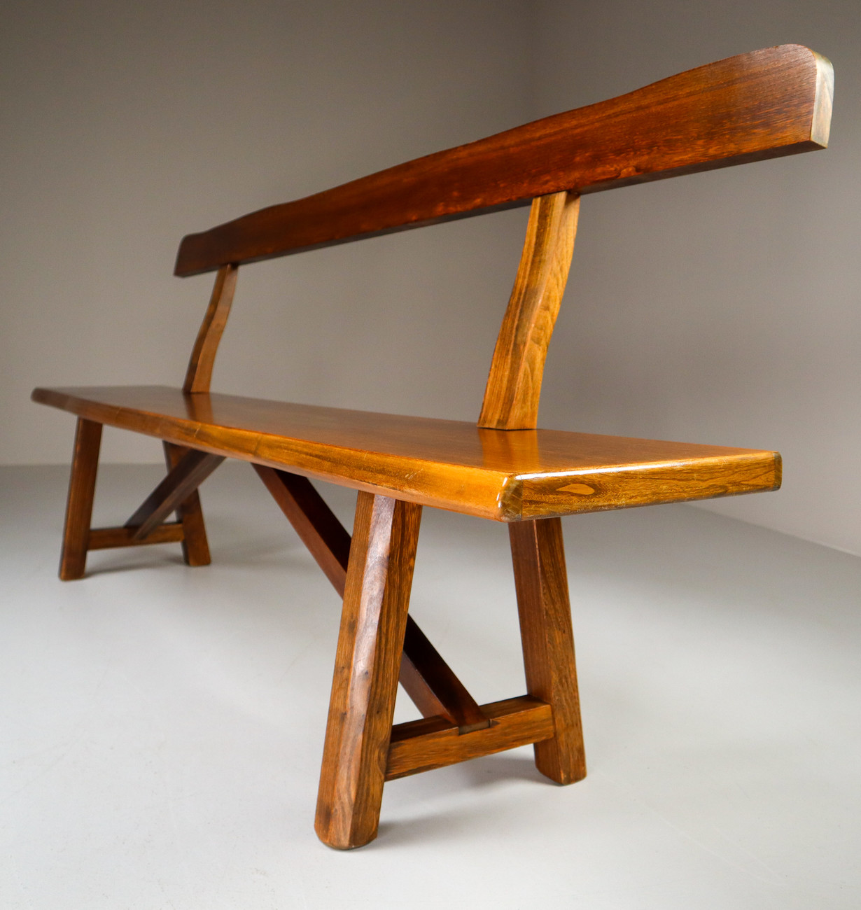 Robust Sculptural Bench by Olavi Hänninen for Mikko Nupponen, Finland, 1950s Mid-20th century