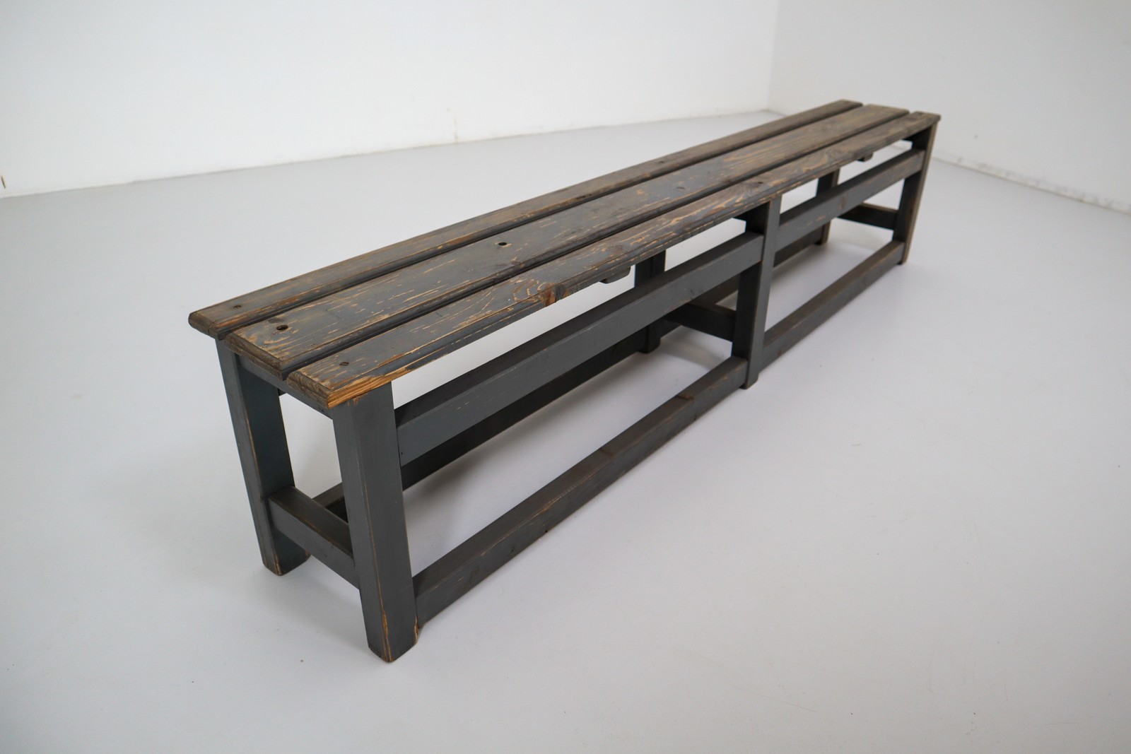 Rustic Wooden Industrial Bench Sofas, Decorative Wooden Benches