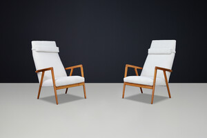 Scandinavian modern Beech Lounge / Armchairs With Bouclé Fabric Denmark 1960s Mid-20th century