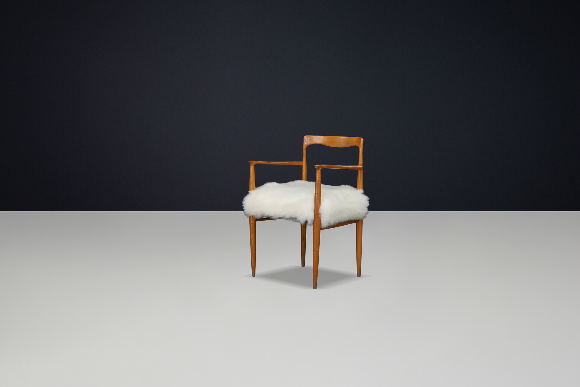 Scandinavian modern Dining room chairs by Sedláček & Vyčítal in sheepskin upholstery, Czechoslovakia, 1970s Late-20th century