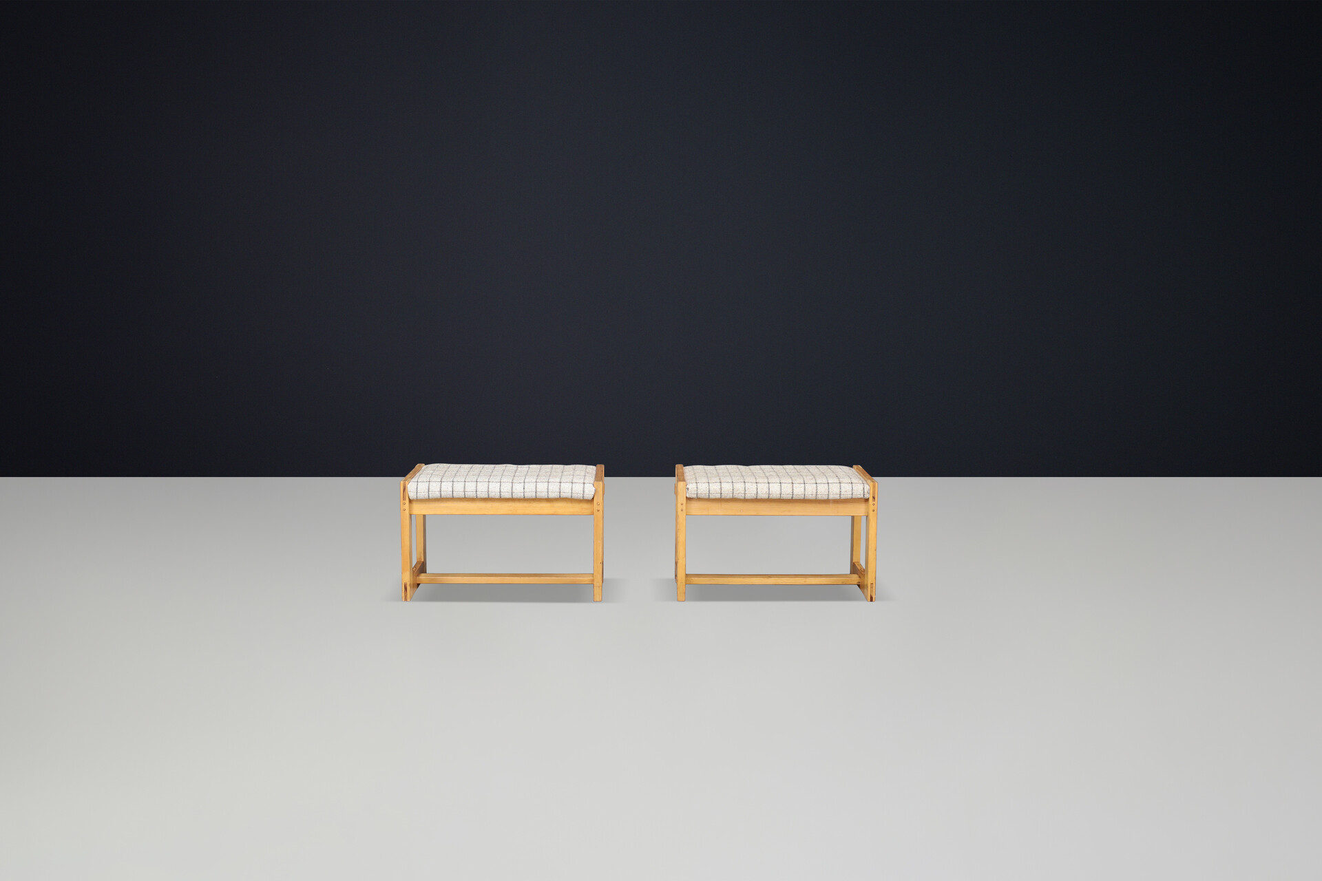 Scandinavian modern Edvin Helseth Ottomann in Pine, Model 