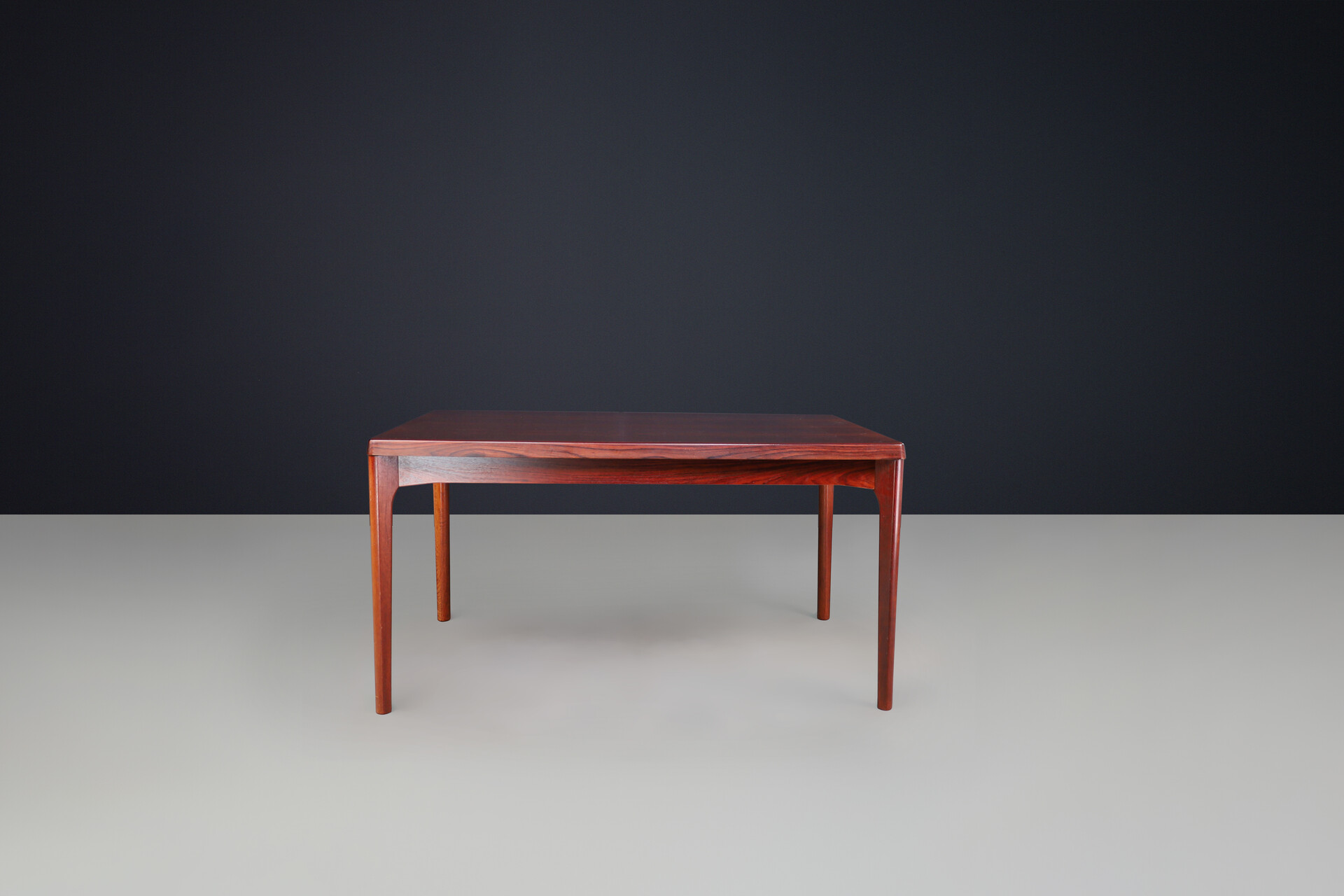 Scandinavian modern Extendable Henning Kjaernulf Table, Denmark 1960s Mid-20th century