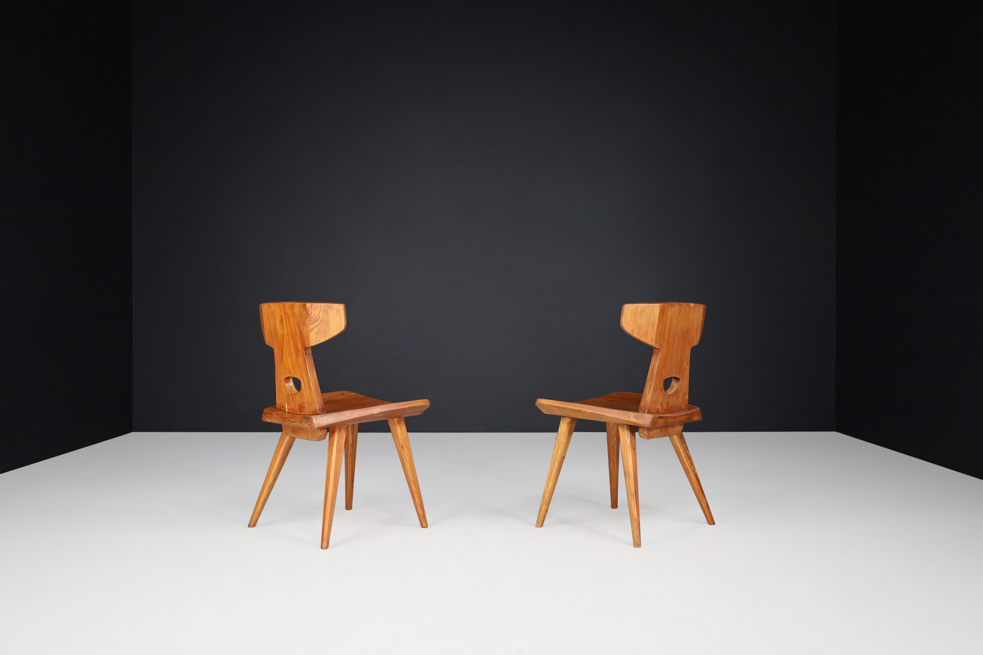 Scandinavian modern Jacob Kielland-Brandt Sculptural Chairs in Solid Pine, Denmark, 1960s Mid-20th century