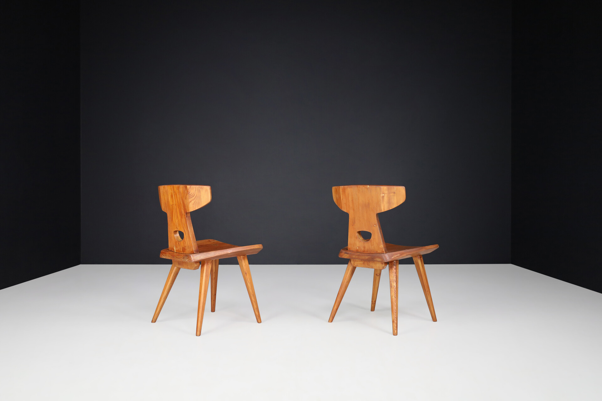 Scandinavian modern Jacob Kielland-Brandt Sculptural Chairs in Solid Pine, Denmark, 1960s Mid-20th century