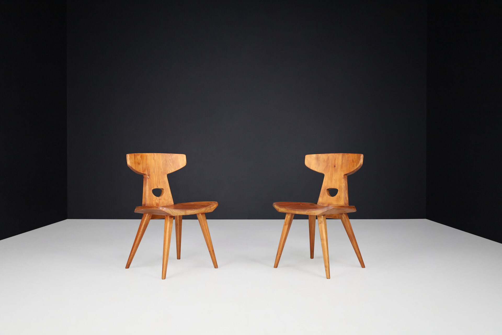 Scandinavian modern Jacob Kielland-Brandt Sculptural Chairs in Solid Pine, Denmark, 1960s Mid-20th century