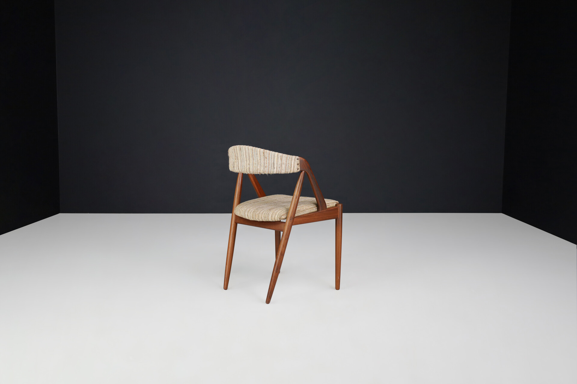 Scandinavian modern Kai Kristiansen Oak Dining Chairs, Denmark 1960s Mid-20th century