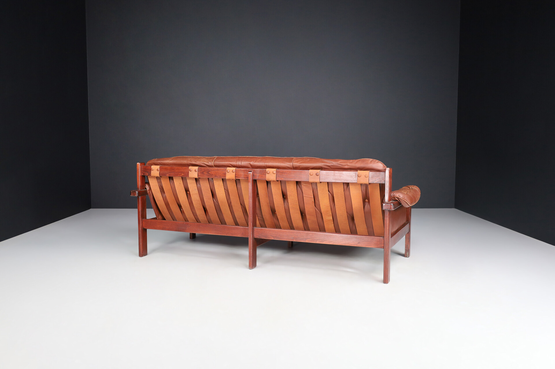 Scandinavian modern Lounge sofa in patinated leather and wood , Denmark 1960s Mid-20th century