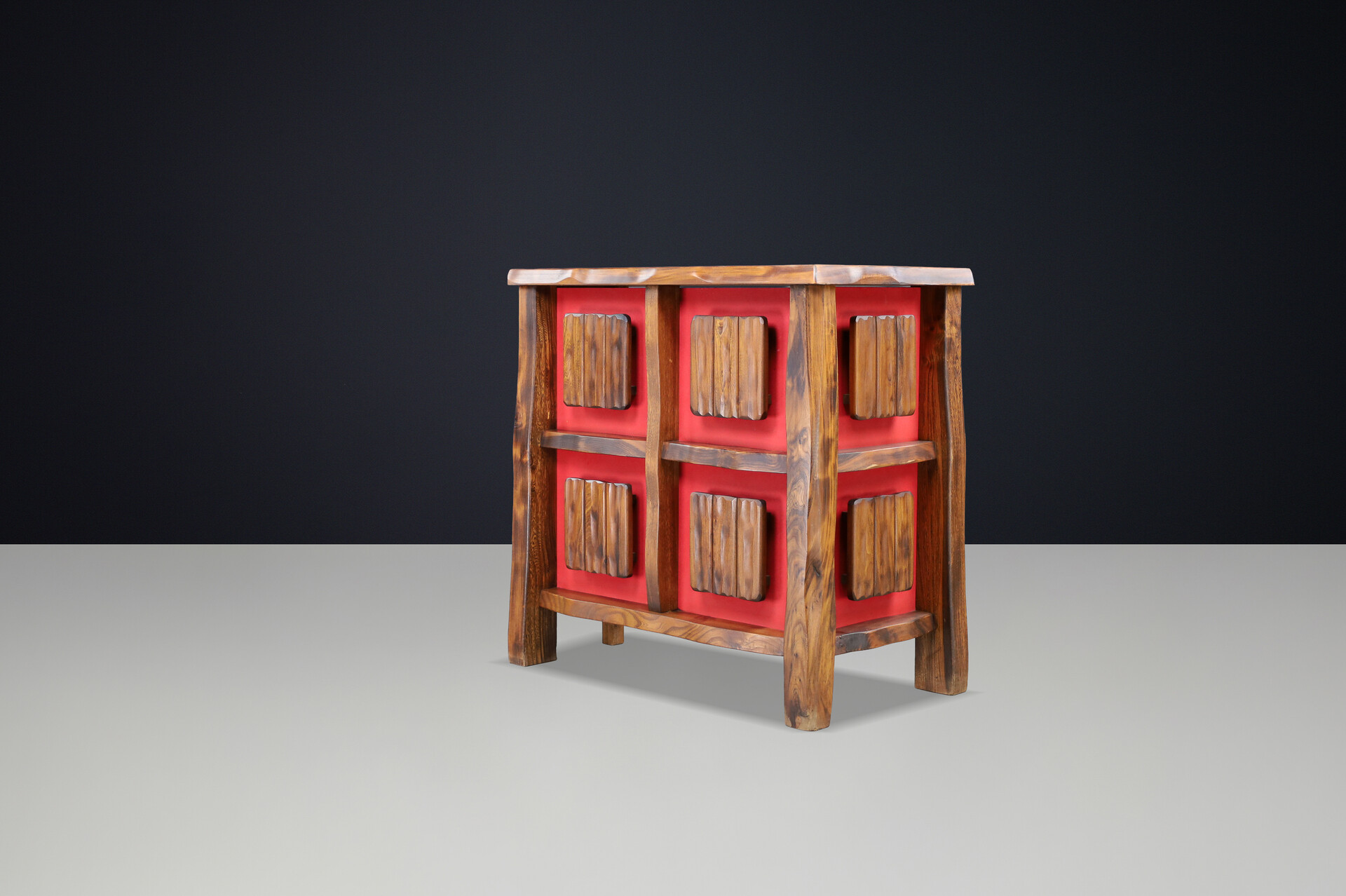 Scandinavian modern Olavi Hänninen Brutalist Elm Wood Bar, Finland 1960s Mid-20th century