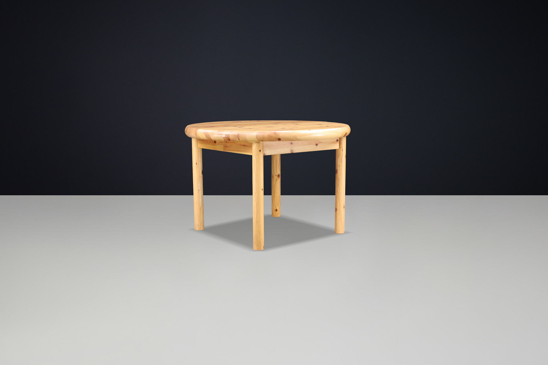Scandinavian modern Rainer Daumiller, Extendable Dining Table, Solid Pine, Denmark, 1970s Mid-20th century