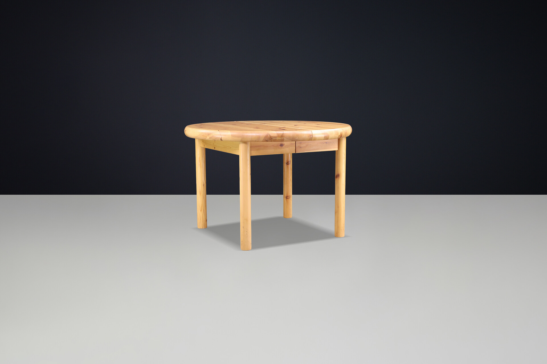 Scandinavian modern Rainer Daumiller, Extendable Dining Table, Solid Pine, Denmark, 1970s Mid-20th century