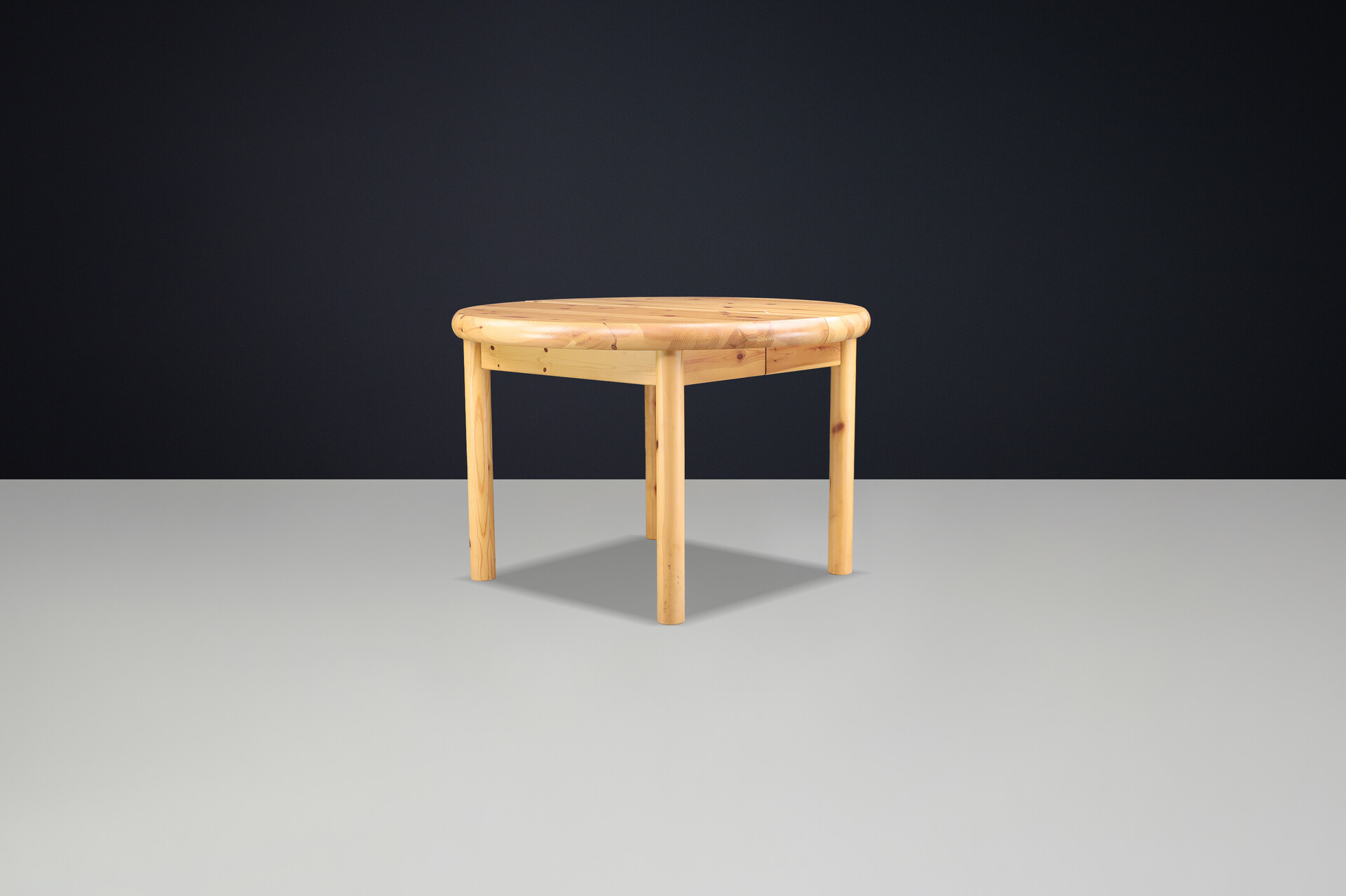 Scandinavian modern Rainer Daumiller, Extendable Dining Table, Solid Pine, Denmark, 1970s Mid-20th century