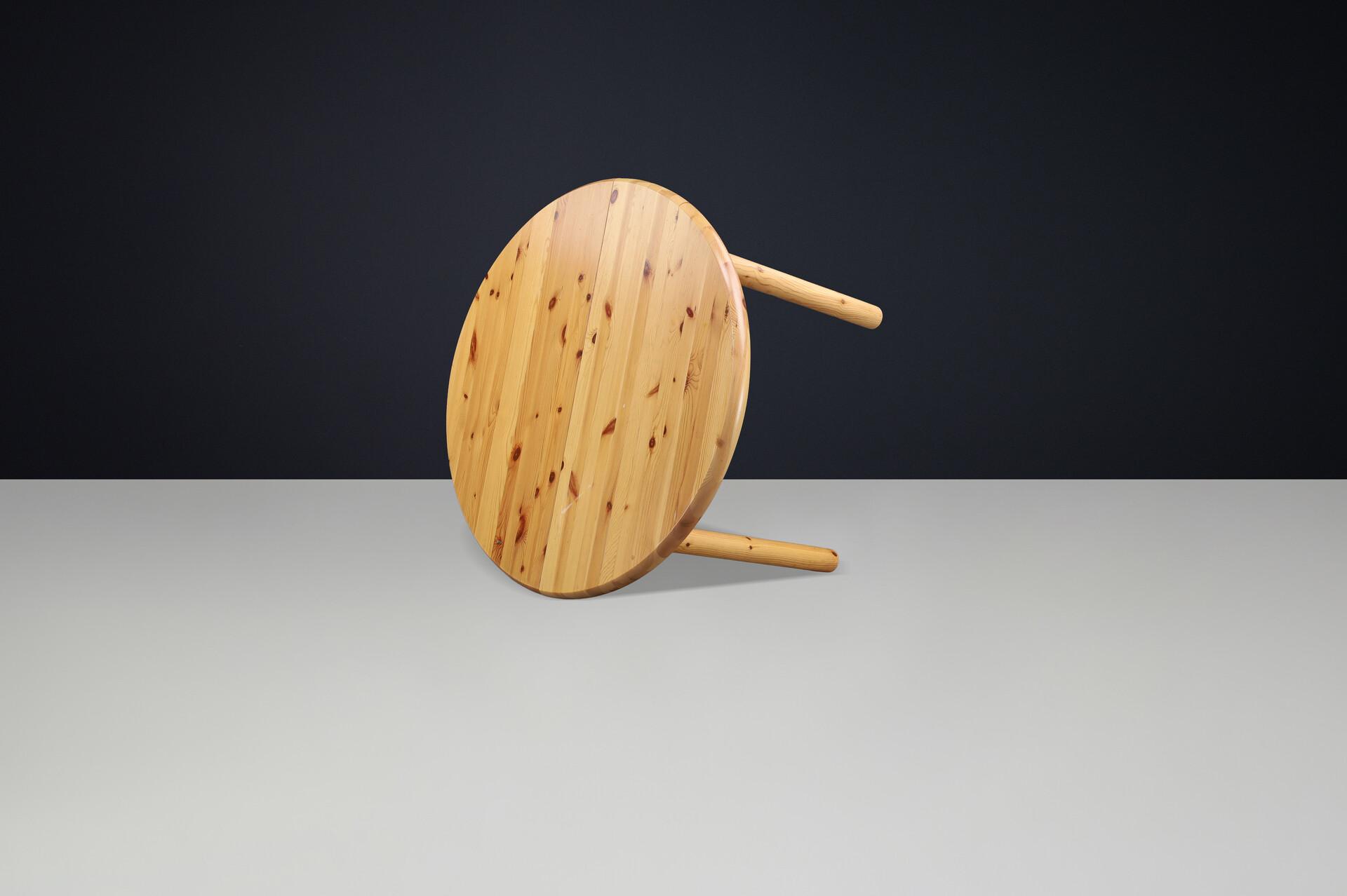 Scandinavian modern Rainer Daumiller, Extendable Dining Table, Solid Pine, Denmark, 1970s Mid-20th century