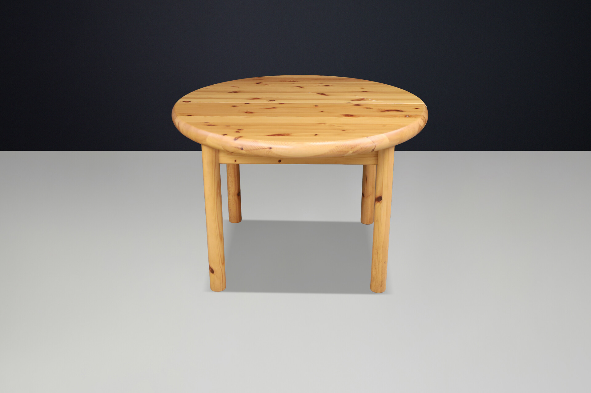 Scandinavian modern Rainer Daumiller, Extendable Dining Table, Solid Pine, Denmark, 1970s Mid-20th century