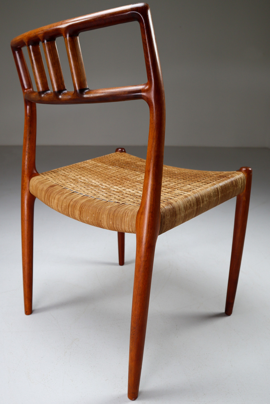 Scandinavian Modern Set of 2 Chairs Niels Moller Rosewood No.79 with leather seat Denmark 1960s Mid-20th century