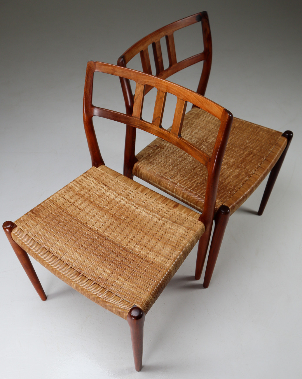 Scandinavian Modern Set of 2 Chairs Niels Moller Rosewood No.79 with leather seat Denmark 1960s Mid-20th century