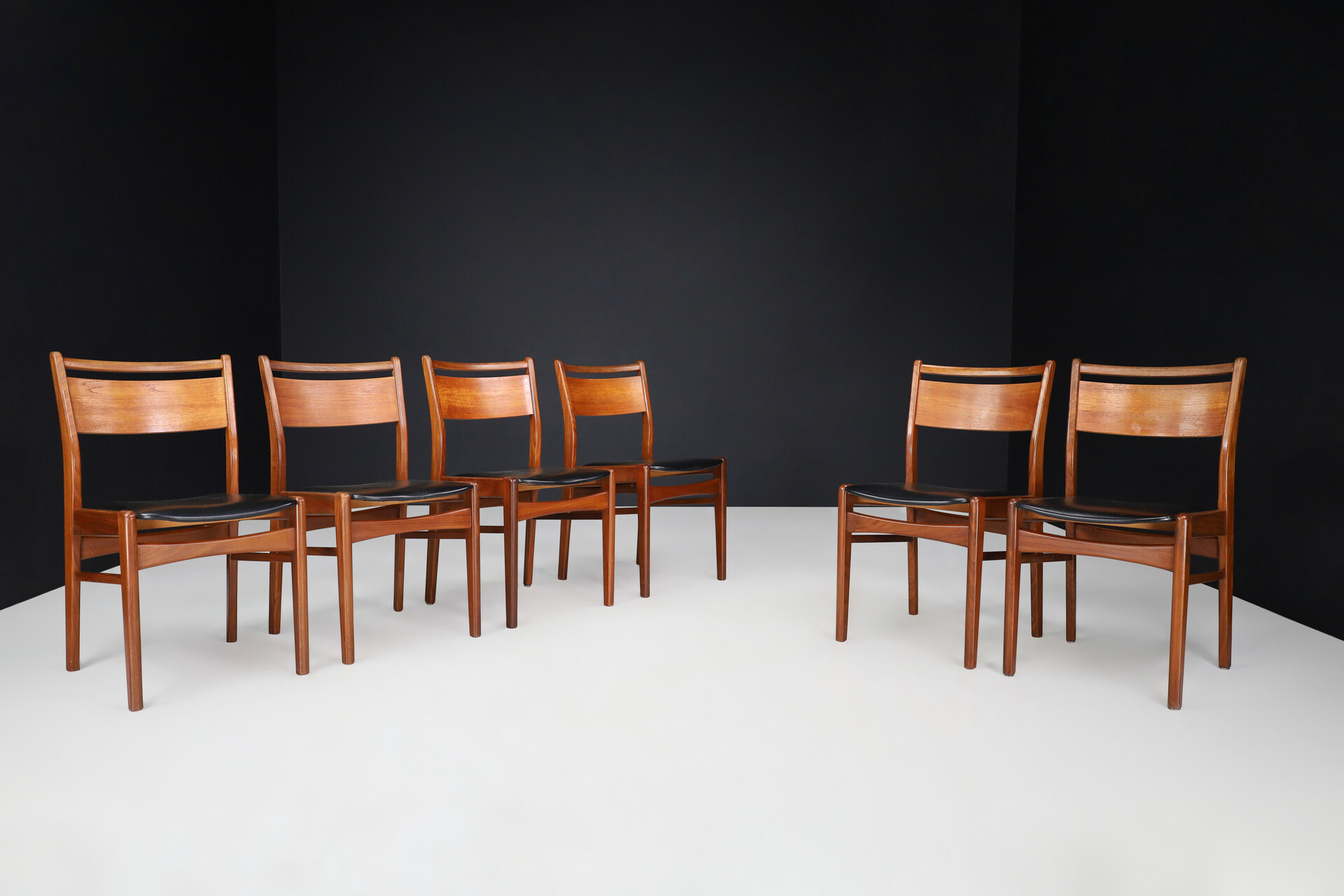 Scandinavian modern Teak and leather dinning chairs , Denmark 1960s Mid-20th century