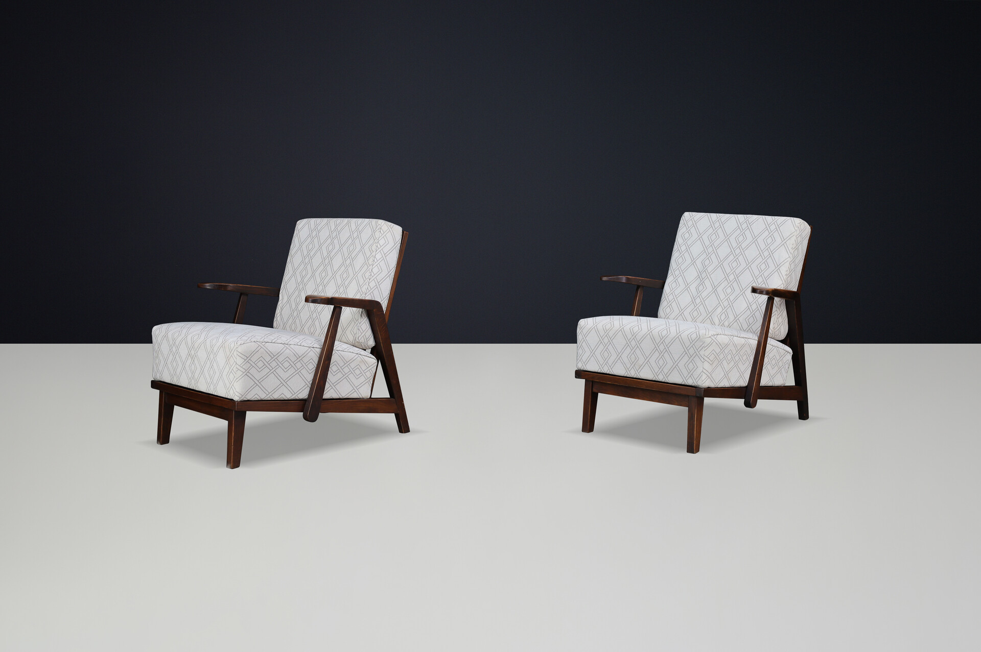 Sculptural 1950s Czech Oak Lounge Chairs – Mid-Century Modern, Newly Upholstered Mid-20th century