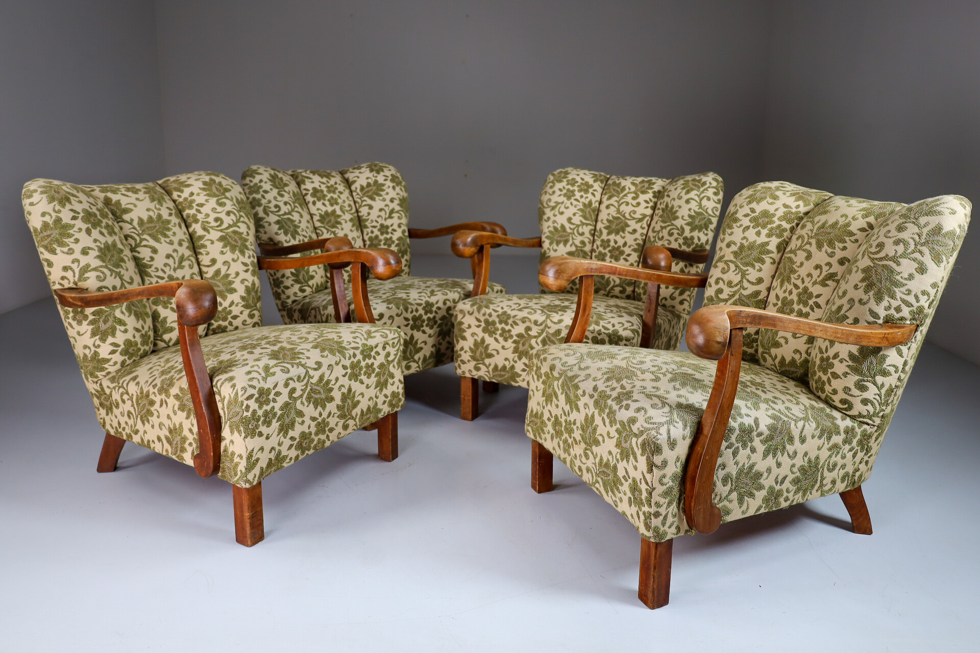Sculptural Form Arm/Lounge Chairs in the style Paolo Buffa, 1940s, Italy Mid-20th century