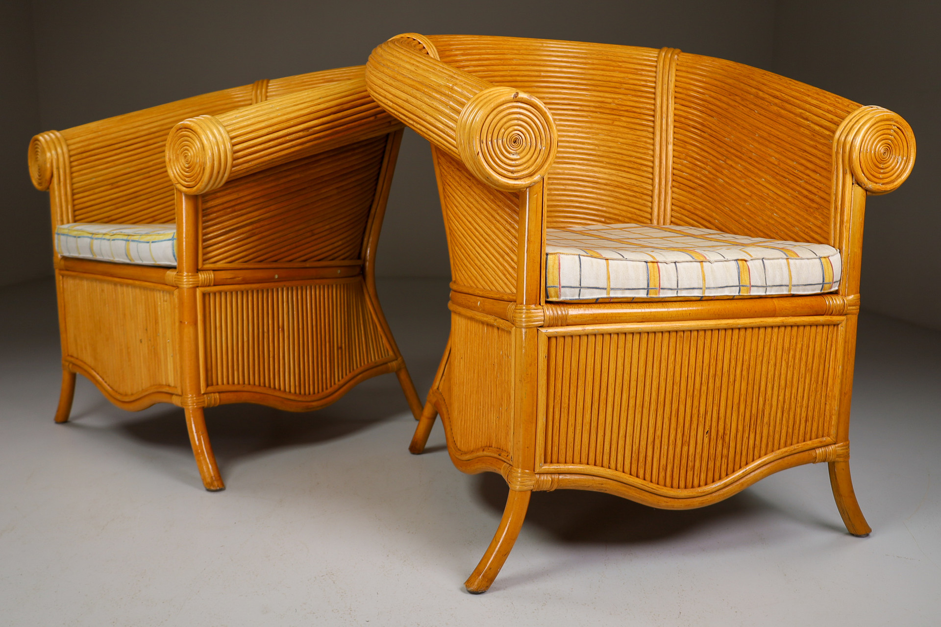 Sculptural Lounge set - Bench, 2x armchairs and table By Vivai Del Sud, Italy 1970 Late-20th century