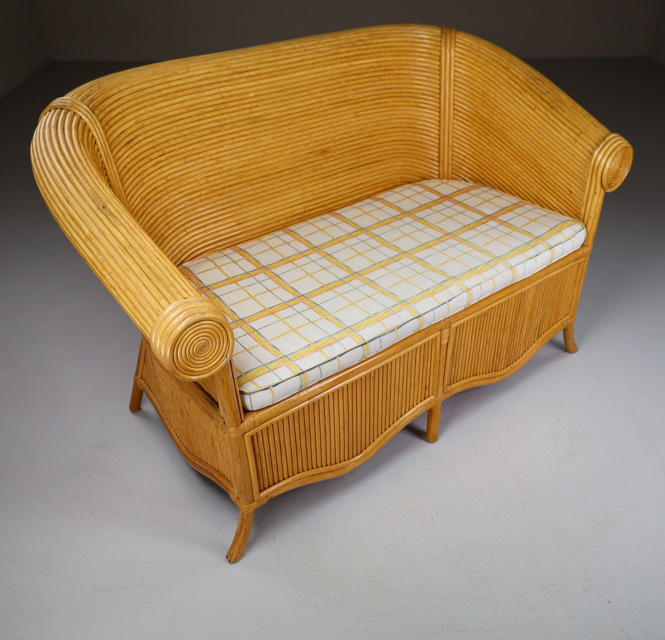 Sculptural Lounge set - Bench, 2x armchairs and table By Vivai Del Sud, Italy 1970 Late-20th century