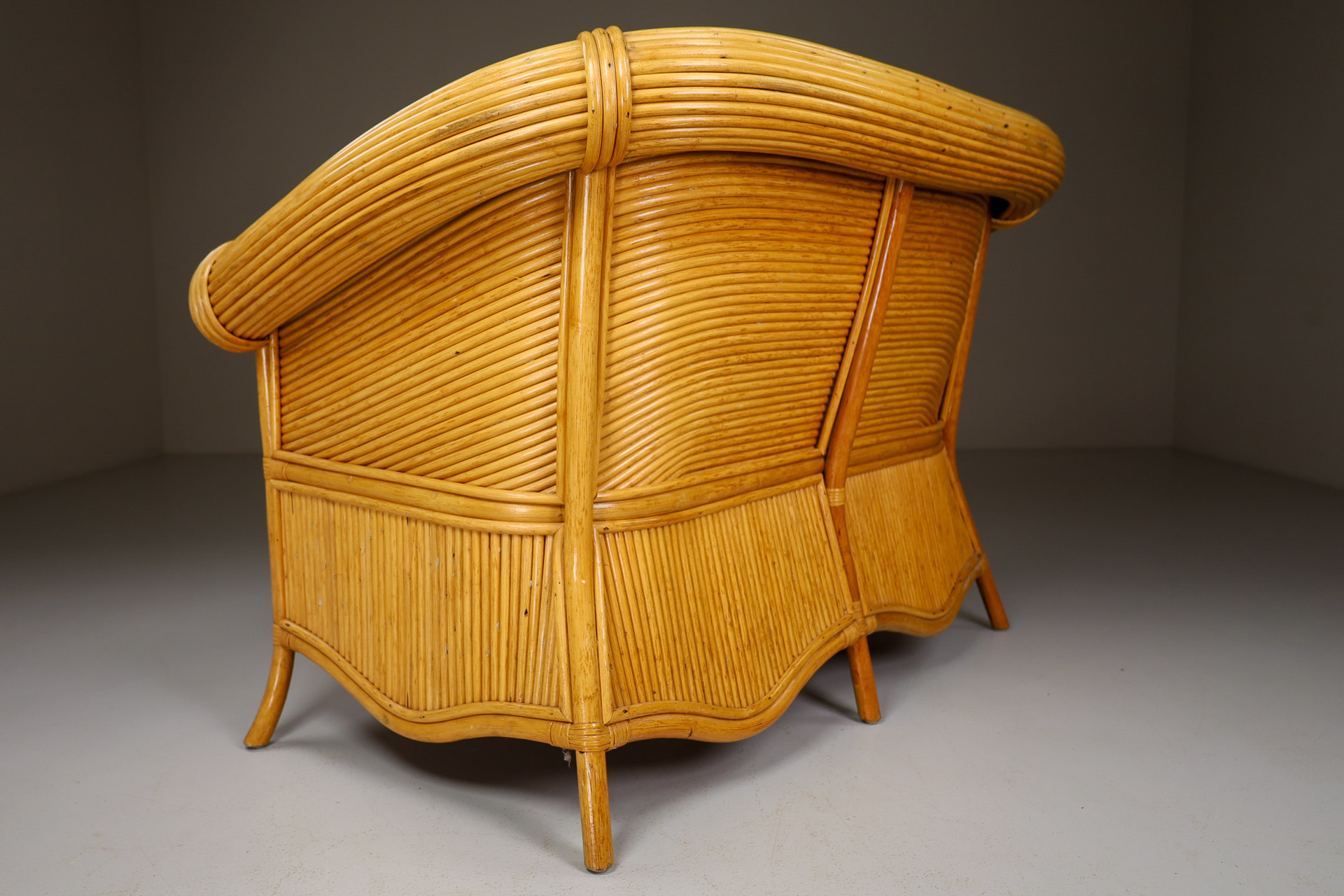 Sculptural Lounge set - Bench, 2x armchairs and table By Vivai Del Sud, Italy 1970 Late-20th century