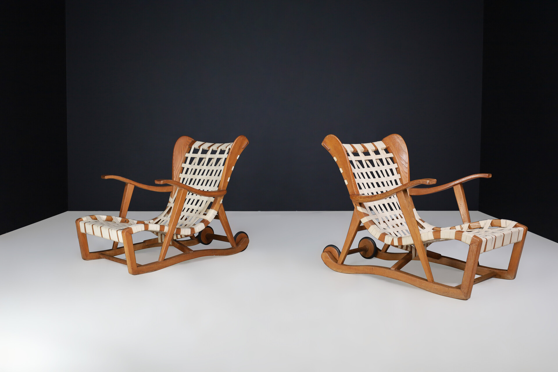 Sculptural oak Lounge chairs by Guglielmo Pecorini, Italy, the 1950s Mid-20th century