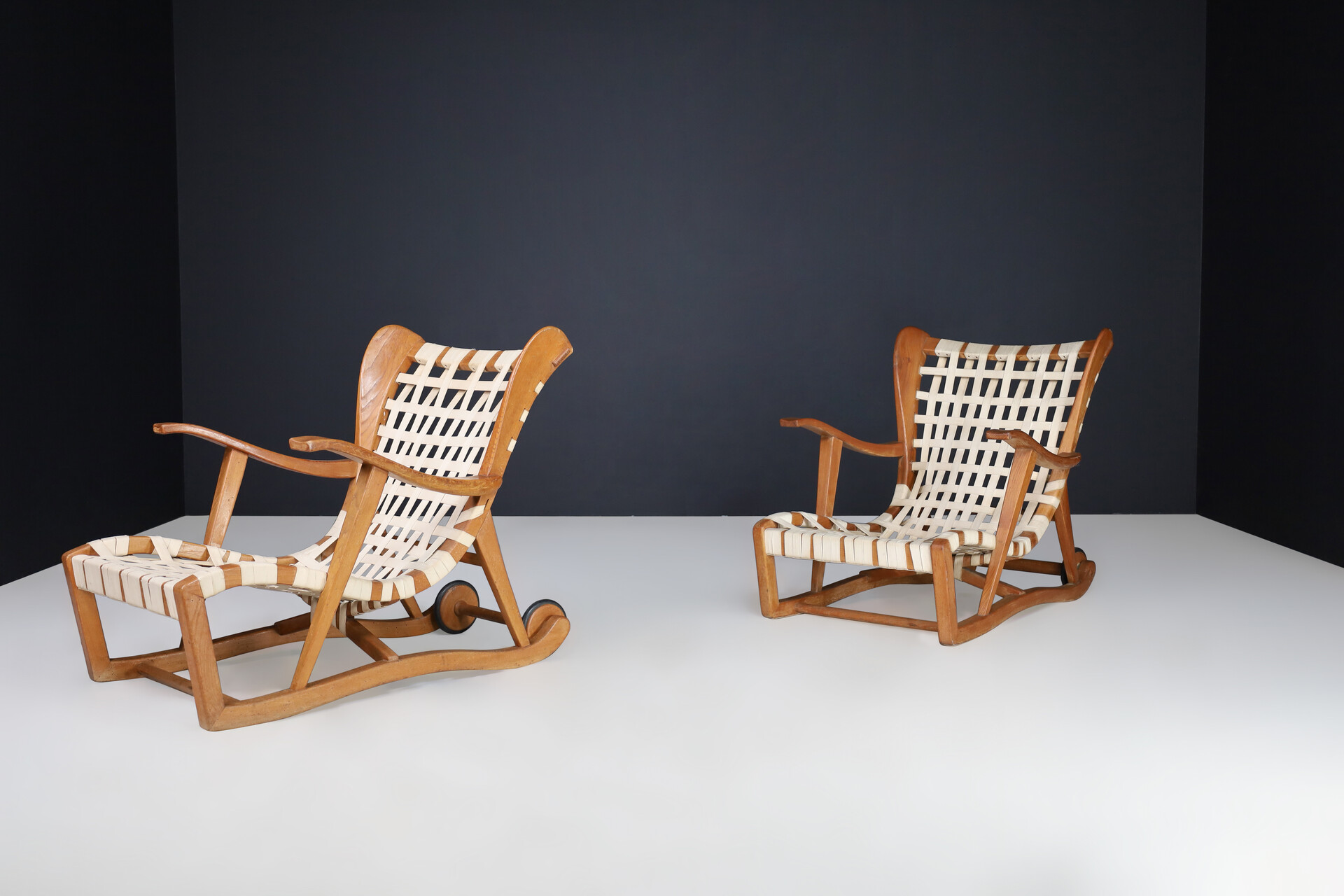 Sculptural oak Lounge chairs by Guglielmo Pecorini, Italy, the 1950s Mid-20th century