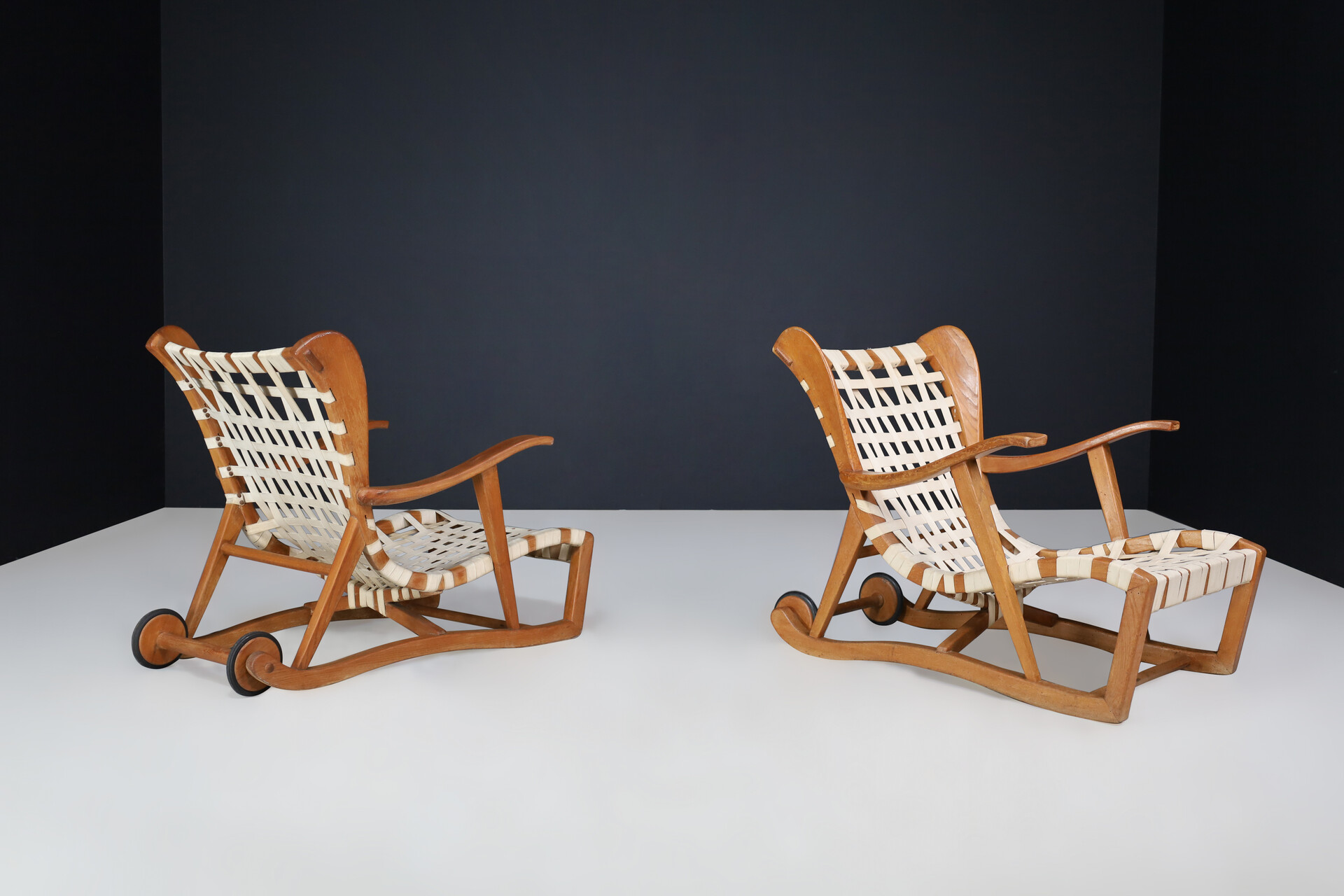 Sculptural oak Lounge chairs by Guglielmo Pecorini, Italy, the 1950s Mid-20th century