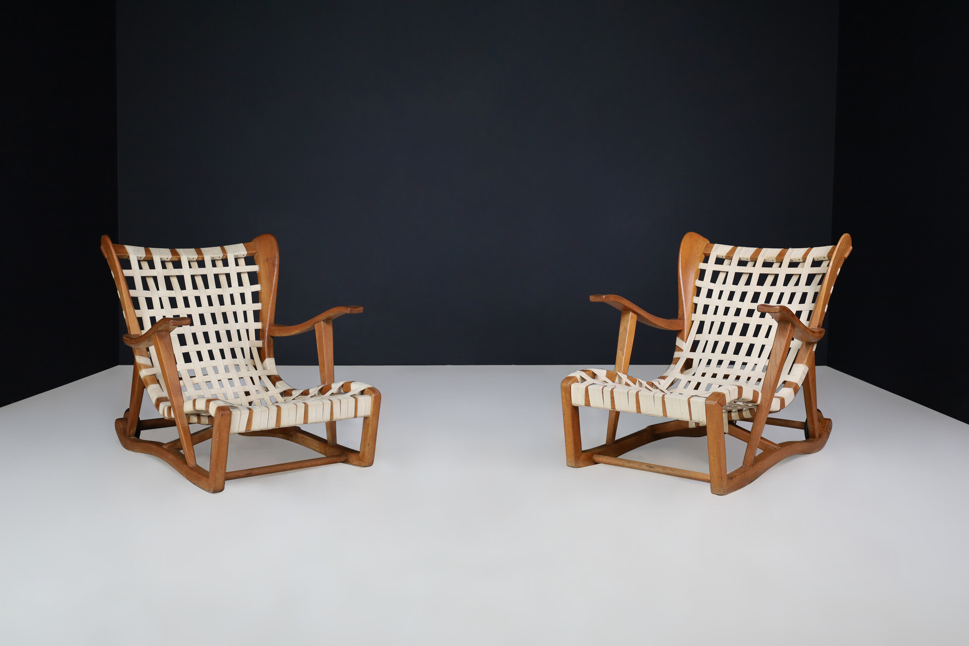 Sculptural oak Lounge chairs by Guglielmo Pecorini, Italy, the 1950s Mid-20th century