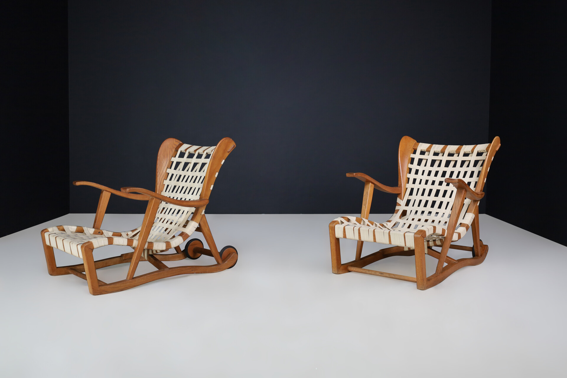 Sculptural oak Lounge chairs by Guglielmo Pecorini, Italy, the 1950s Mid-20th century