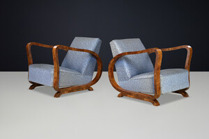 Sculptural Pair of Italian Art Deco Burl Wood Club Armchairs, 1920s–1930s Early-20th century