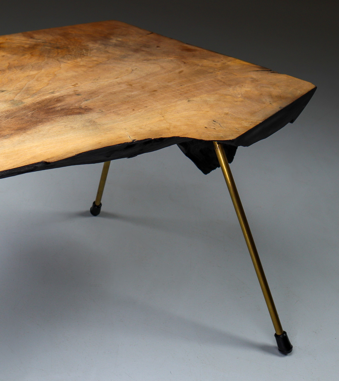 Sculputural Carl Auböck 'Tree Trunk' Coffee Table in Walnut, Austria, 1950s Mid-20th century