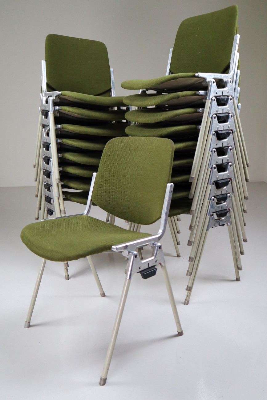 Castelli DSC 106 カステリチェア green fabric dsc 106 fabric chair Anonima Castelli - UBER-MODERN