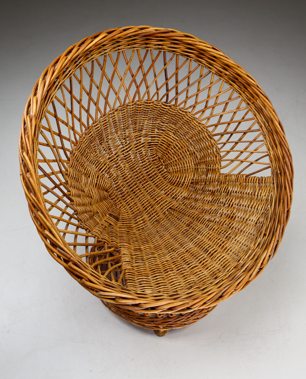 Set of 2 Swivel chairs Midcentury Wicker Easy-Lounge-Patio Chairs Designed In France 1960s Mid-20th century