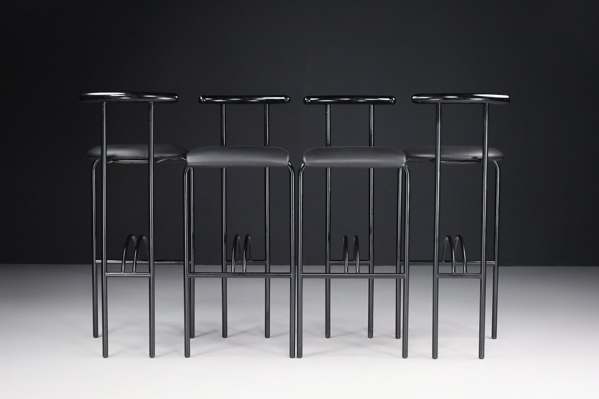 Set of 4 Rodney Kinsman Bar Stools Black Bieffeplast Italy 1985 Late-20th century
