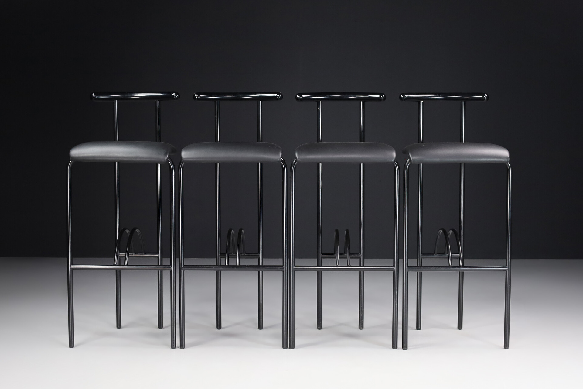 Set of 4 Rodney Kinsman Bar Stools Black Bieffeplast Italy 1985 Late-20th century