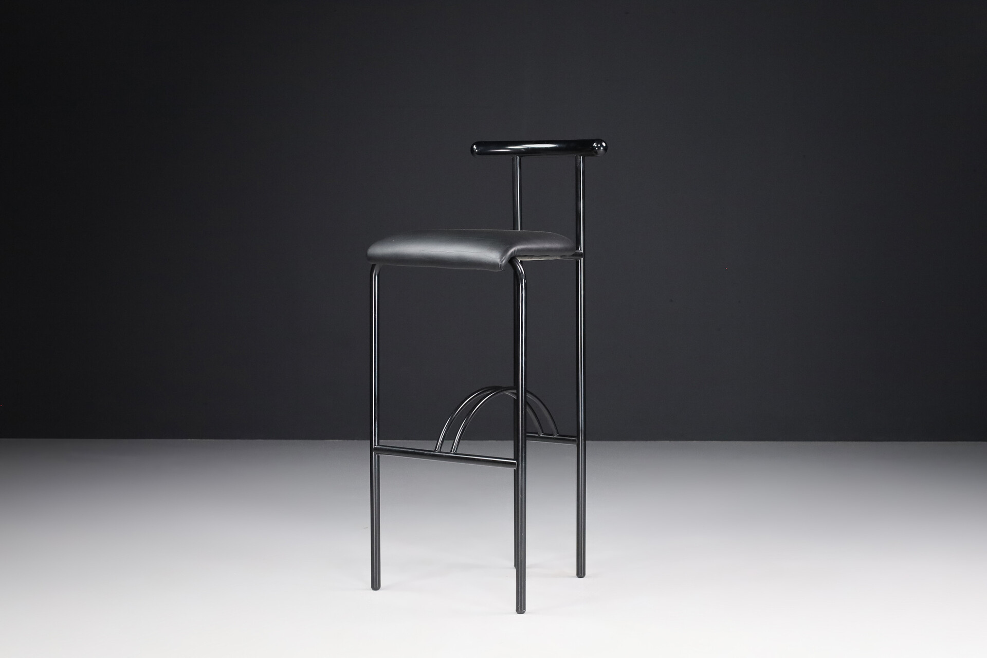 Set of 4 Rodney Kinsman Bar Stools Black Bieffeplast Italy 1985 Late-20th century