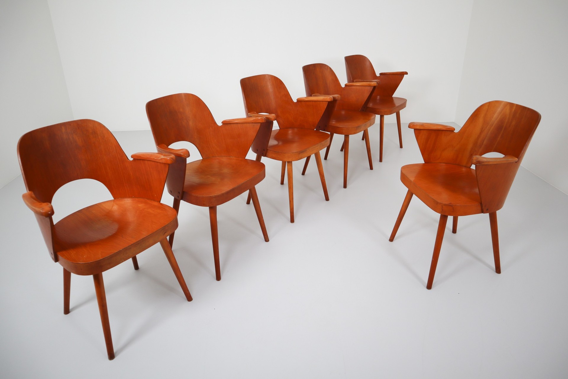 Set of Six armchairs designed by Austrian architect Oswald Haerdtl manufactured by Ton ( Thonet ) 
