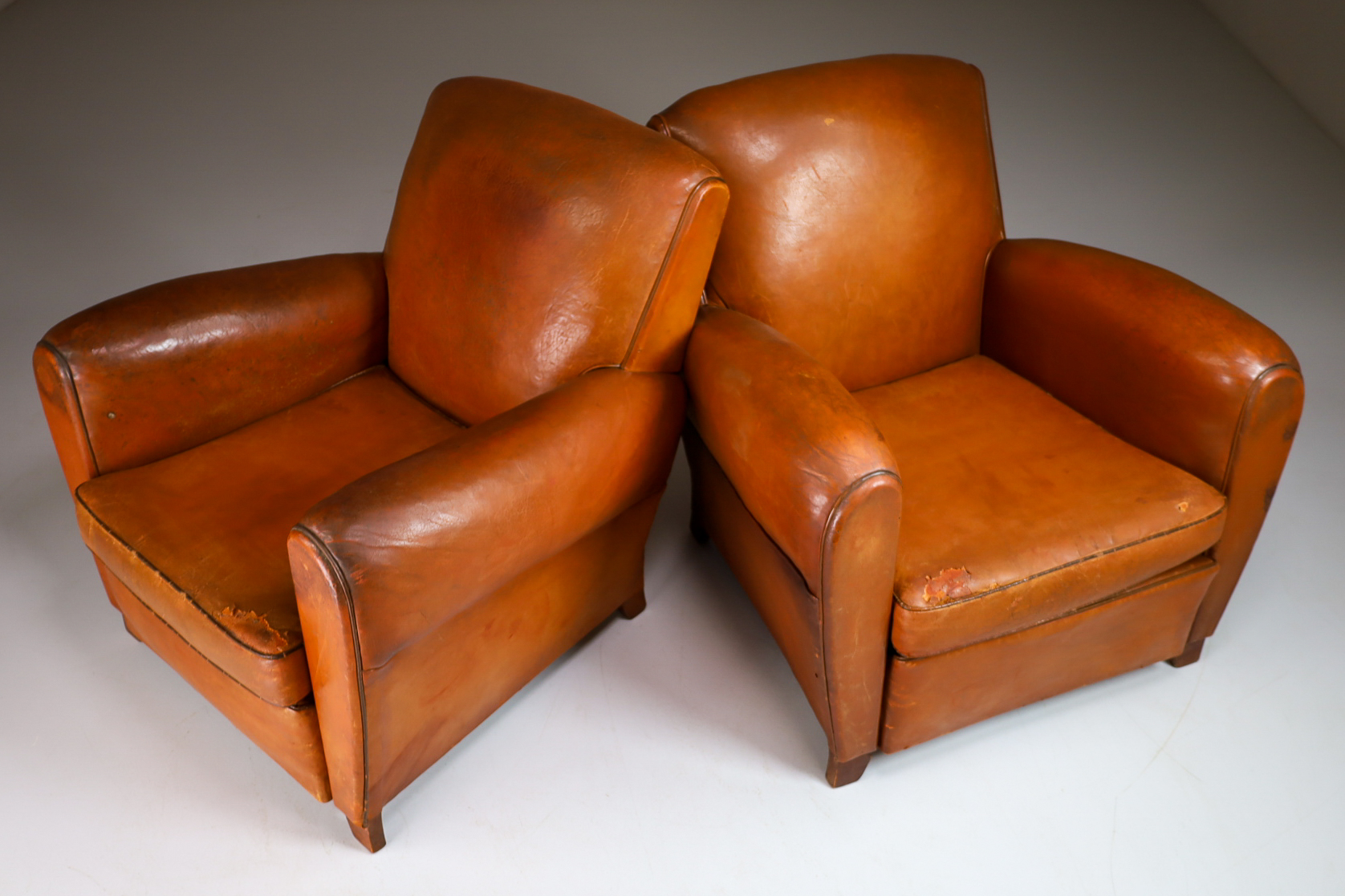 Set/2 cognac leather Art Deco Club Chairs France 1930s Early-20th century